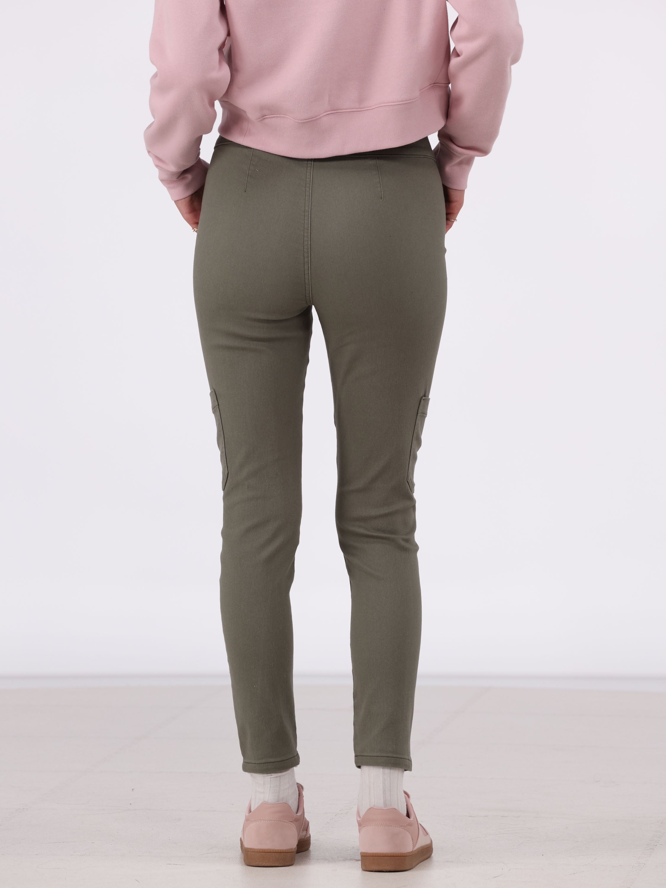 Women's skinny jeans