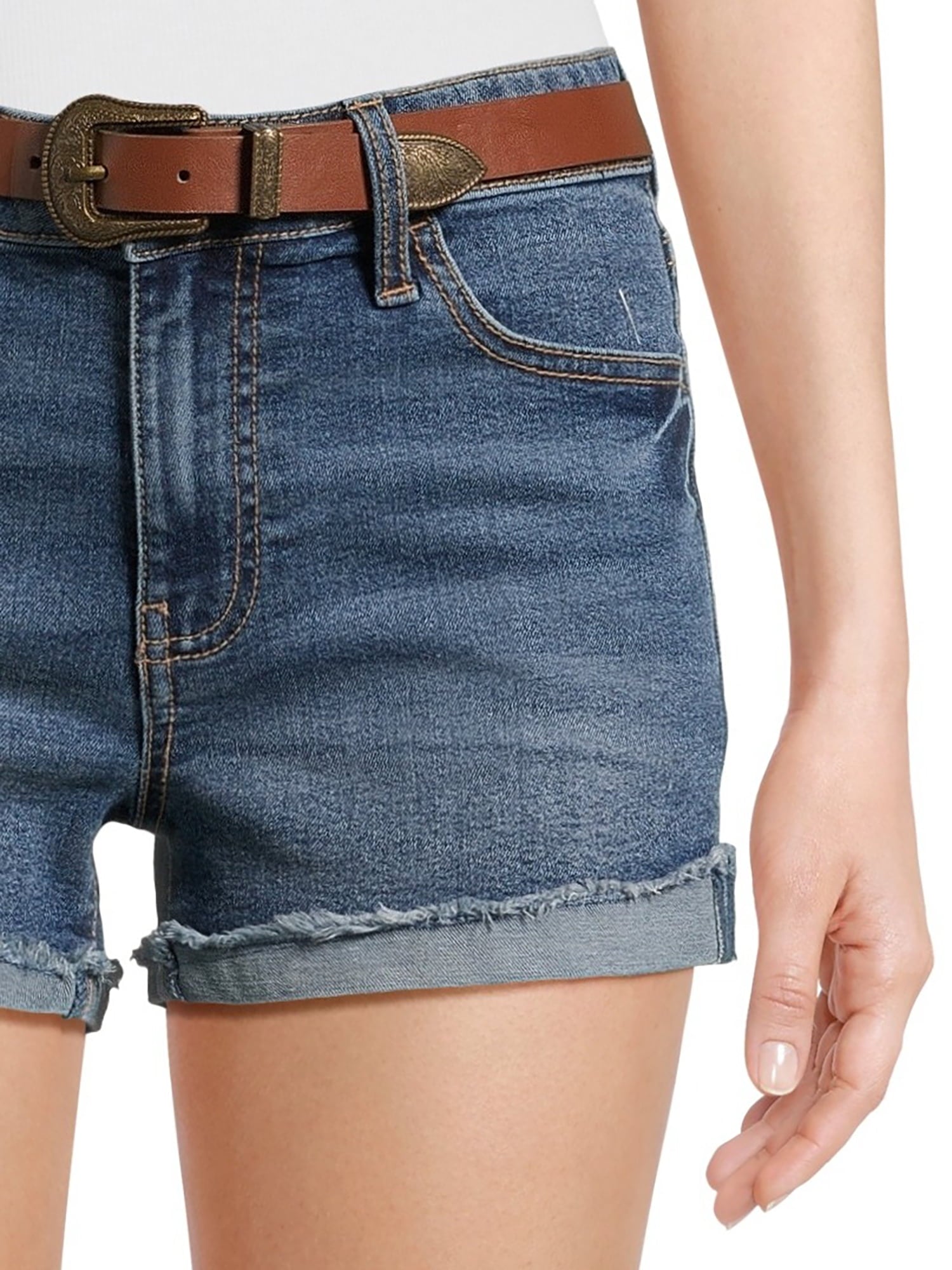 Women's waist belt denim shorts